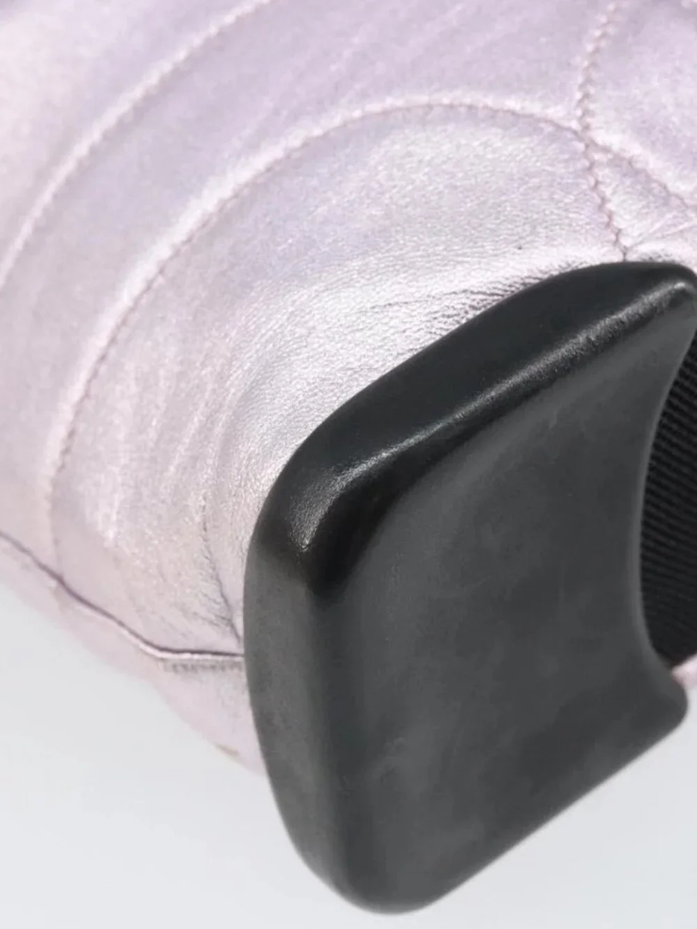 PRADA Shoulder Bag Leather Silver Metallic pink Auth 157579 - Picture 4 of 16